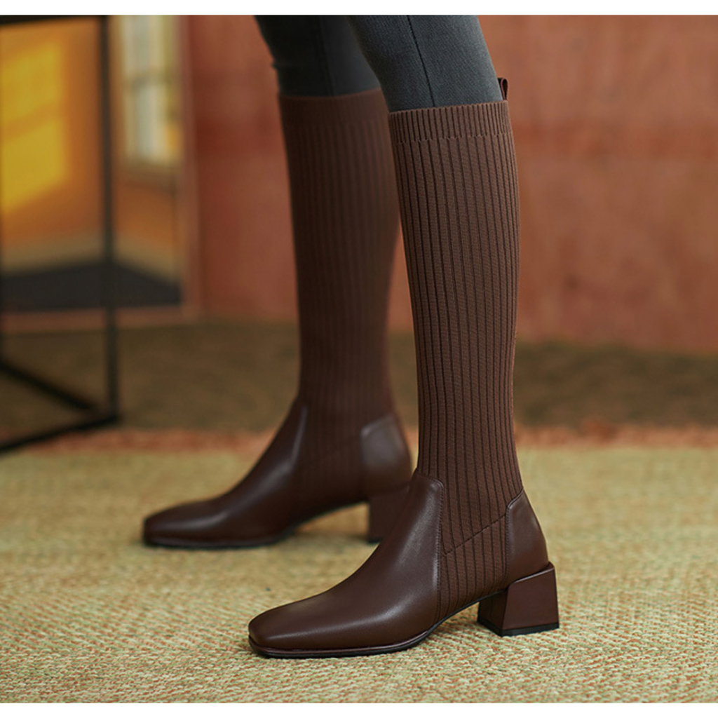 Giày boot nữ cổ cao dưới gối MŨI VUÔNG, đế thấp màu đen/ nâu chất LEN kết hợp DA PU ÔM CHÂN style cổ điển GCC07