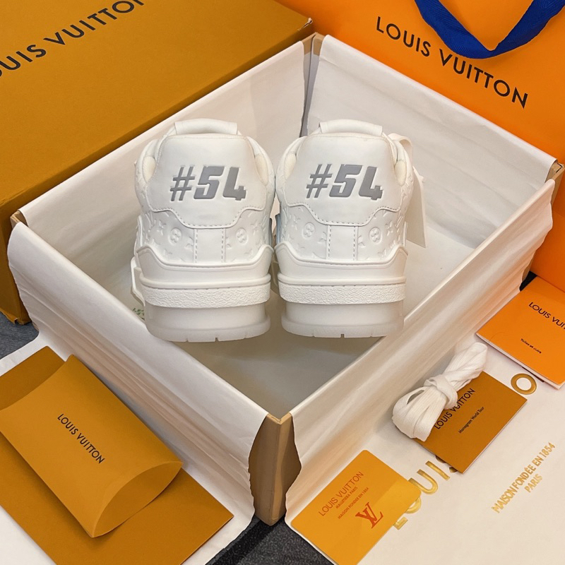 GIÀY L’V TR’ANErr #54 WHITE  LAI AU HỒNG KONG