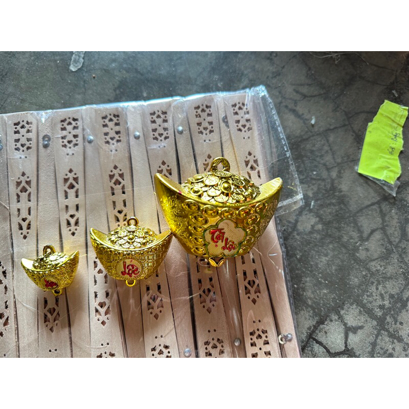 Thỏi vàng trang trí