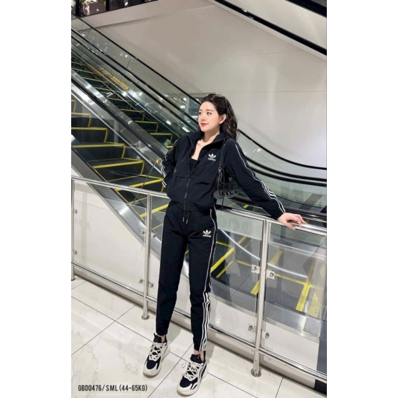 Bộ nữ sét thể thao thu đông chất vải gió 2 lớp, hàng VNXK.Sét bộ gió thể thao satin Adidas siêu sang