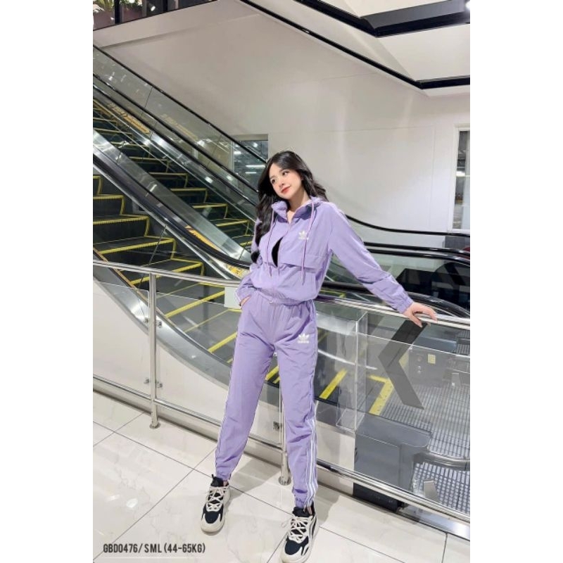 Bộ nữ sét thể thao thu đông chất vải gió 2 lớp, hàng VNXK.Sét bộ gió thể thao satin Adidas siêu sang