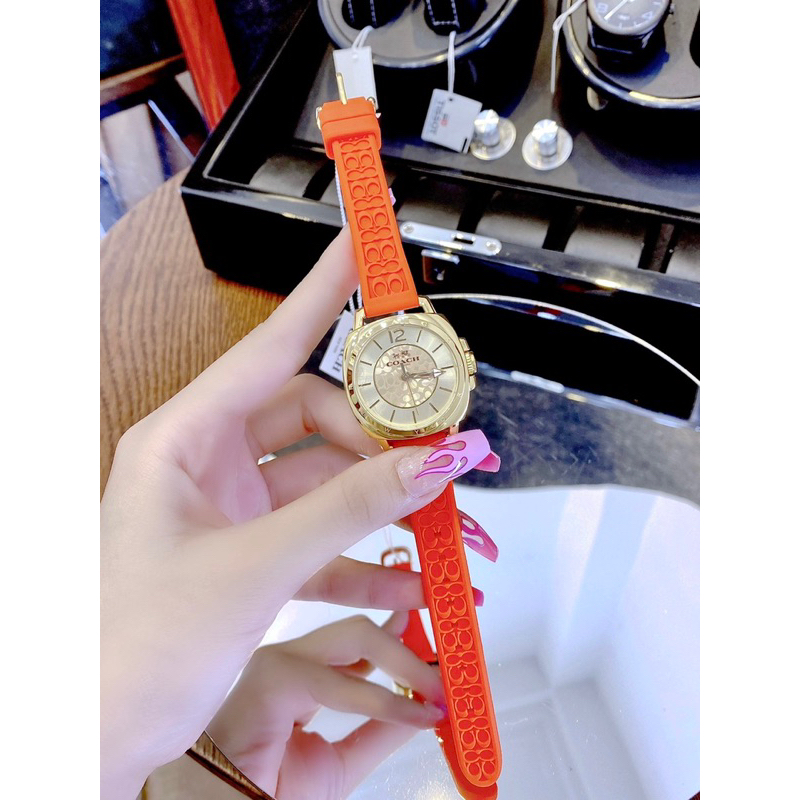 Đồng hồ nữ Coack mặt tròn dây silicon