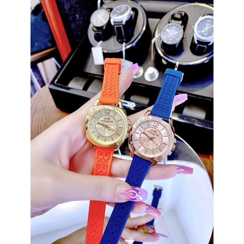 Đồng hồ nữ Coack mặt tròn dây silicon