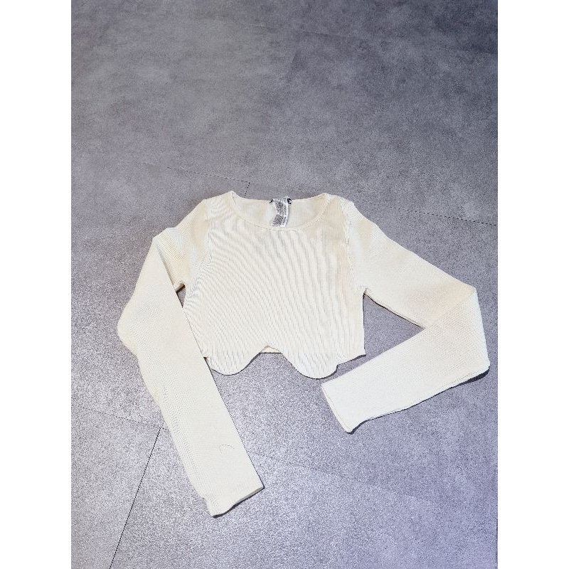 Áo Croptop cổ tròn tay dài ZaRa Eruxs-Susaxs-Smex 24-26 TQXK