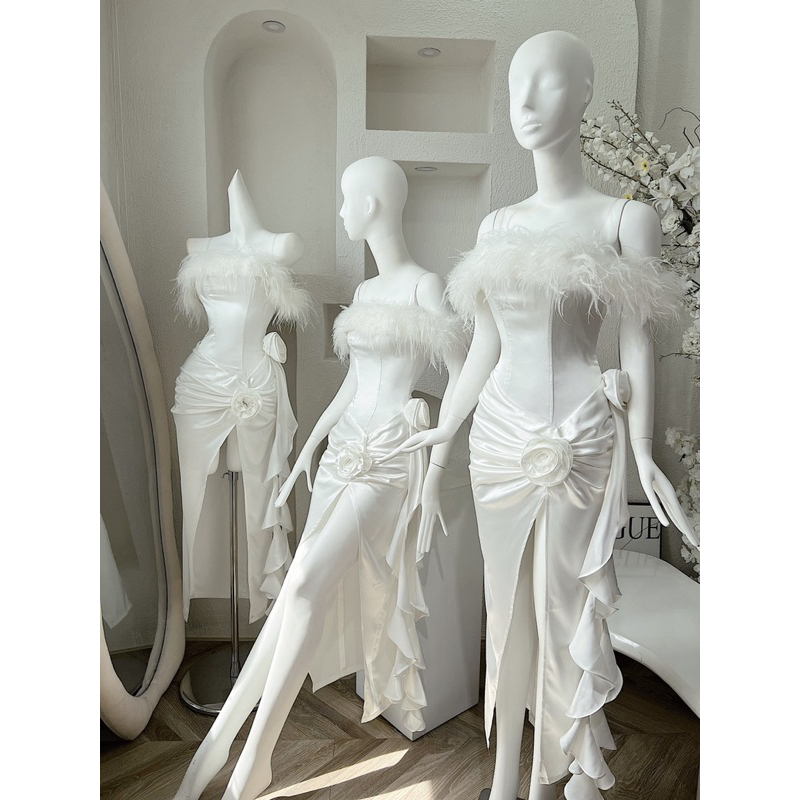 Đầm tiệc trễ vai lông vũ xoắn đính hoa y2k