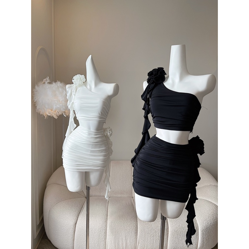 Set hoa tua rua lệch vai y2k