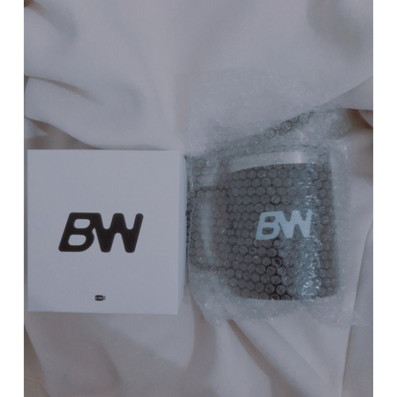 Goods BrightWin, PondPhuwin
