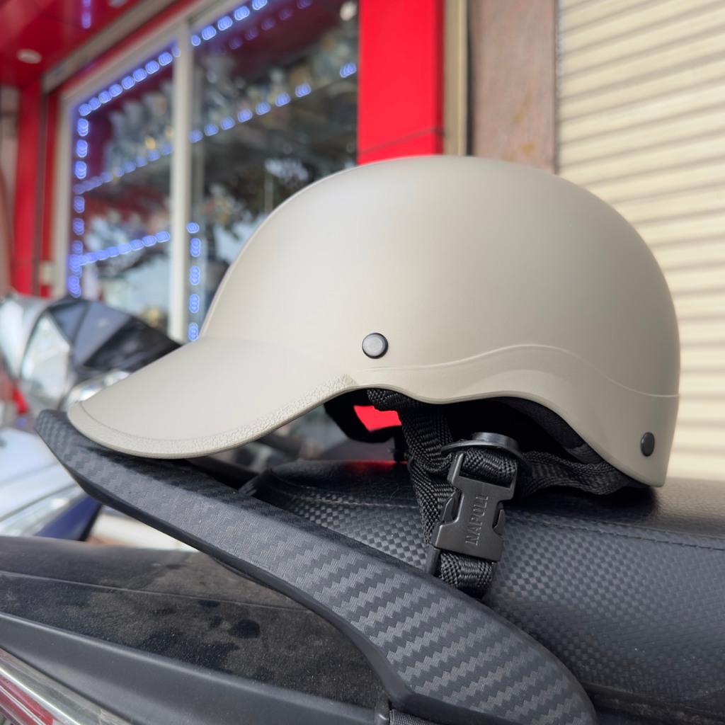 Mũ Bảo Hiểm 1/2 NAPOLI Nón Kết, Mỏ Liền Dài Trẻ Trung - FREESIZE 54-59cm - Dùng cho người đi moto, xe máy