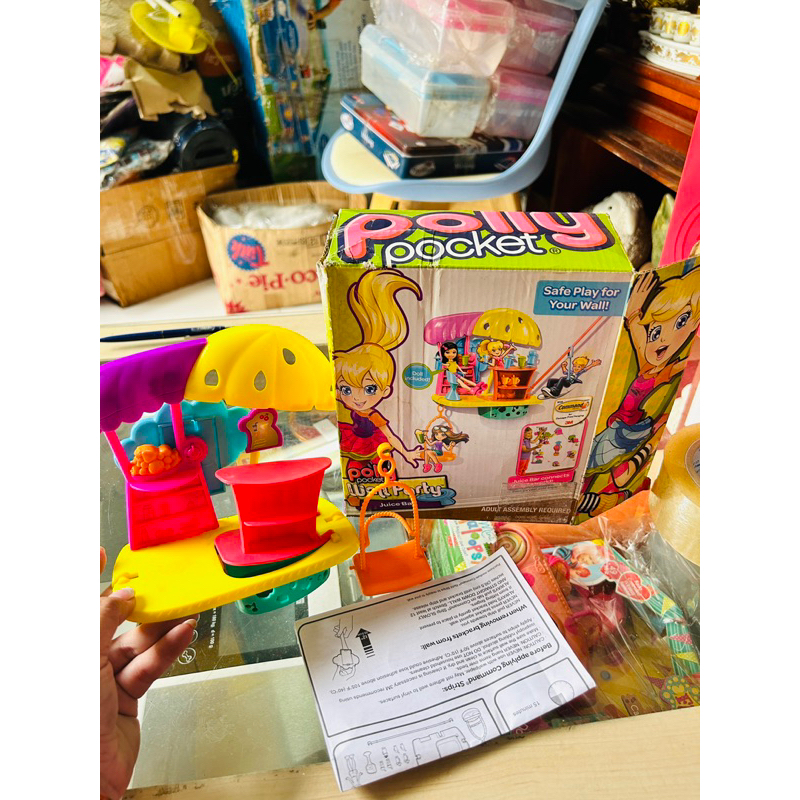Bộ đồ chơi búp bê nhà Polly Pocket Wall Party - Pet Park