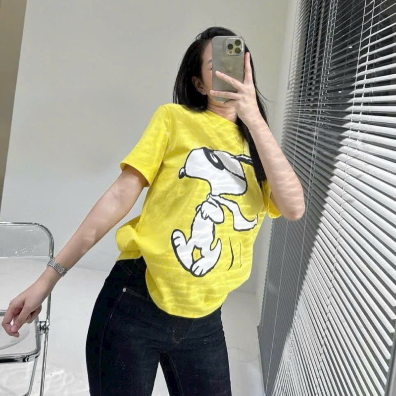 Áo phông nữ cộc tay màu vàng hình cún