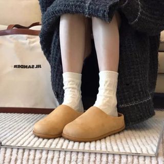 (Sẵn 35-39) Sục da lộn CJ cozy vibe 🍕