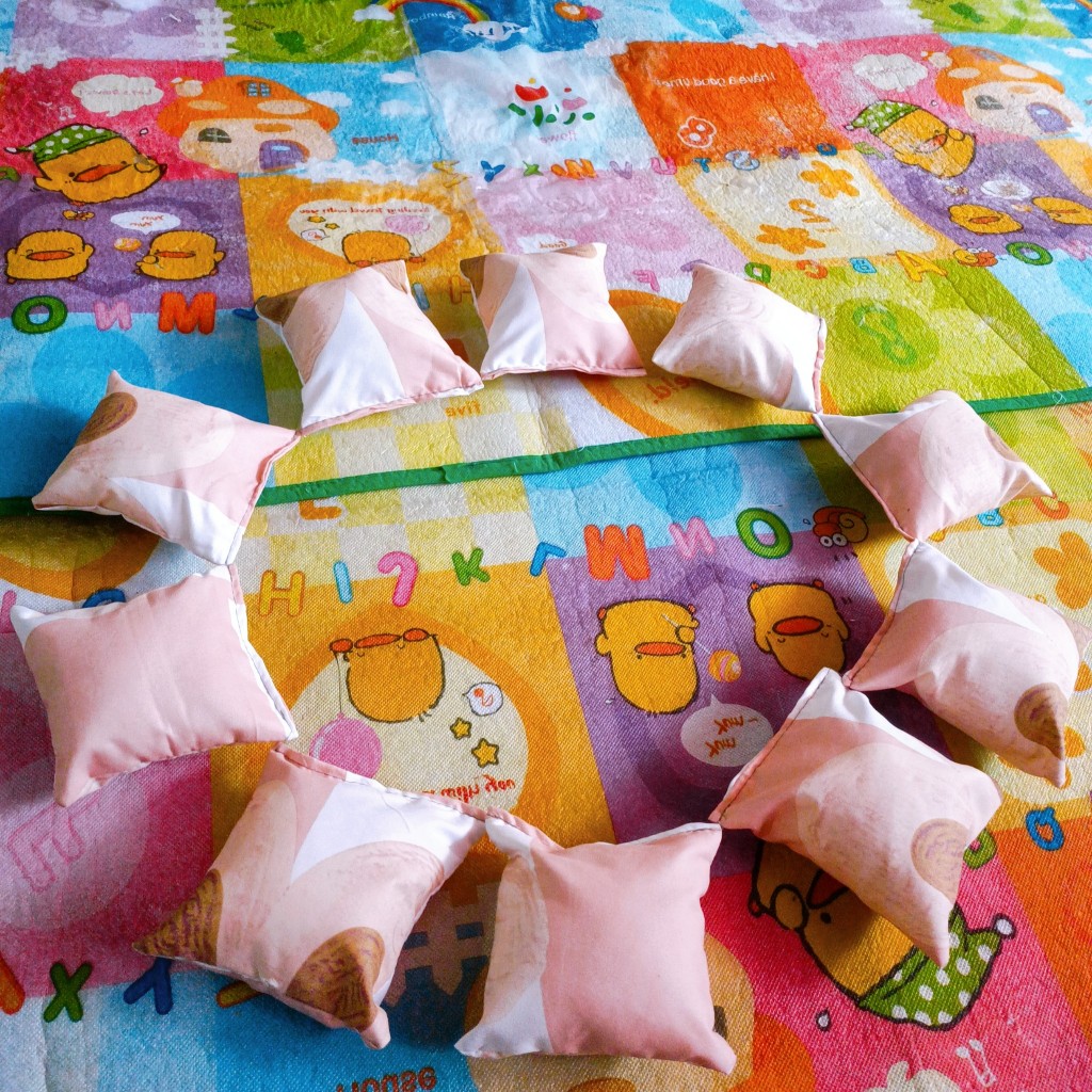 Miếng Nhắc Nồi Cách Nhiệt Vải Cotton poly-1 Chiếc-giao mẫu ngẫu nhiên