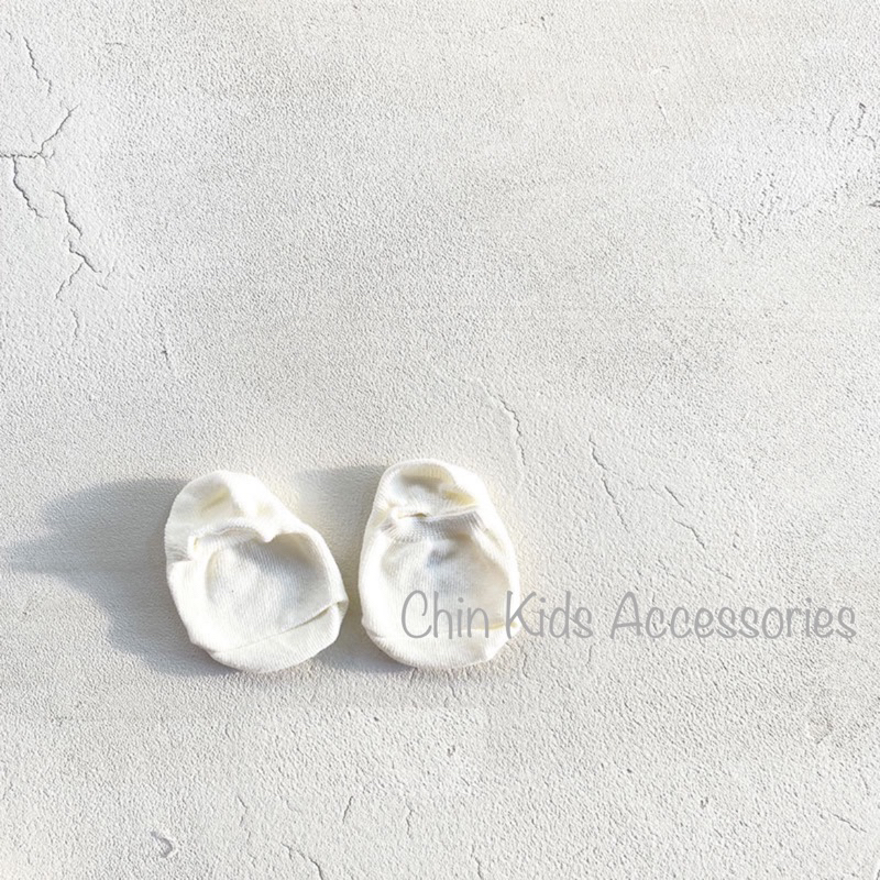 Tất bàn cotton mềm mại có chống trượt cho bé