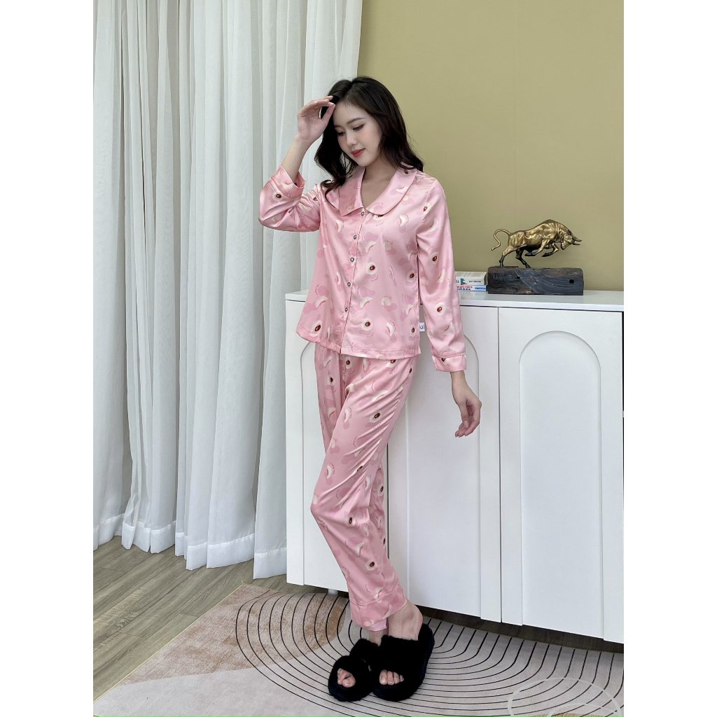 Bộ đồ lụa mặc nhà Kelin cao cấp dáng dài họa tiết quả đào trẻ trung năng động dáng dài thu đông chất lụa Luxury mềm mịn