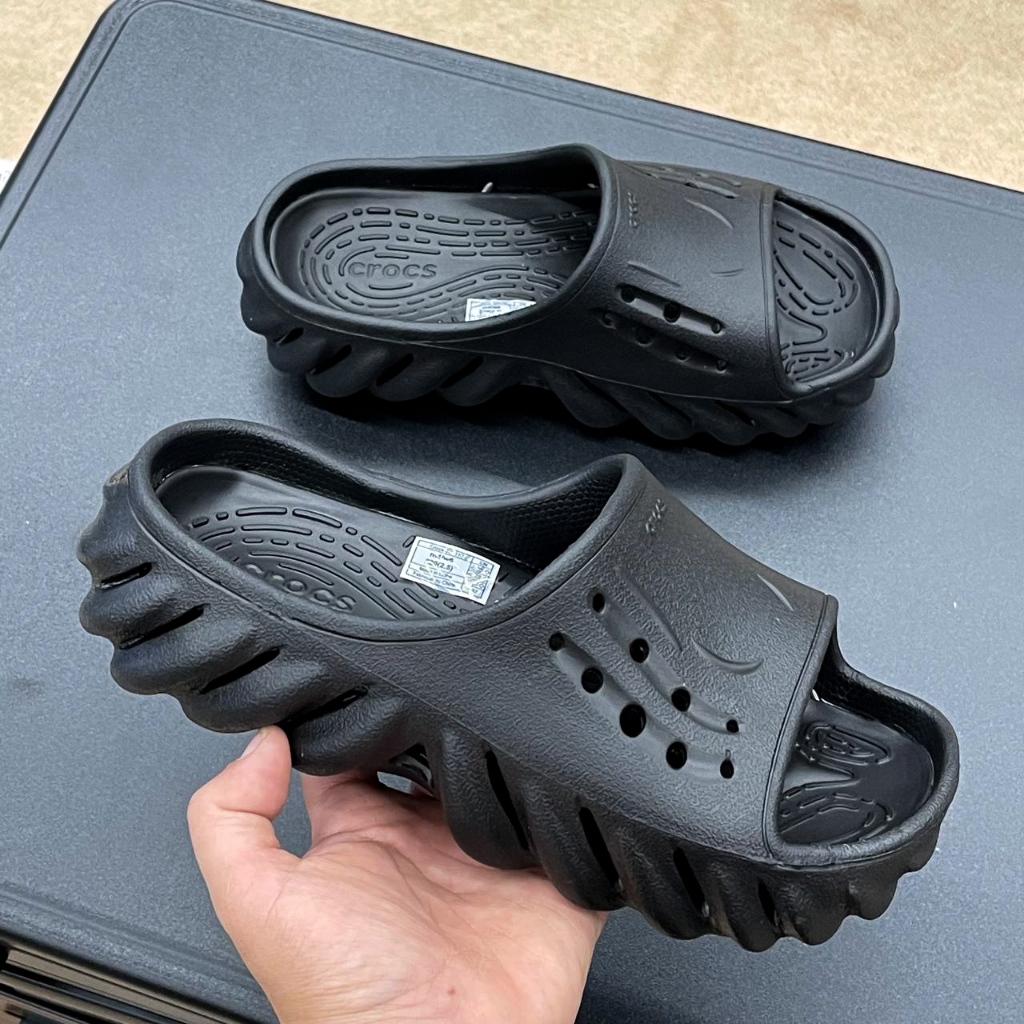 Dép Cross Unisex Echo Slide - Đệm Foam Êm Ái - Quai Ngang Cho Nam Và Nữ - PES - Sấu Vui Vẻ