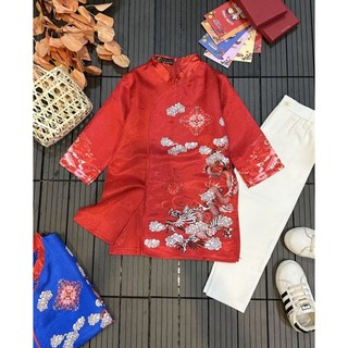 Áo dài gấm bé trai.chất vãi gấm.áo chưa quần