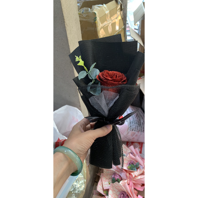 Set hoa nhũ kèm túi thiệp phối lưới sang trọng