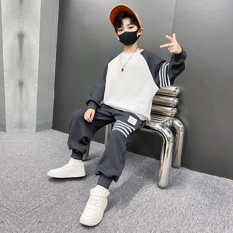 Bộ quần áo kẻ 3 vạch chất Nỉ ép 14-25kg thu đông dài tay cho bé trai, bé gái