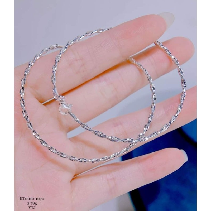 Vòng tay bạc kiểu xoắn