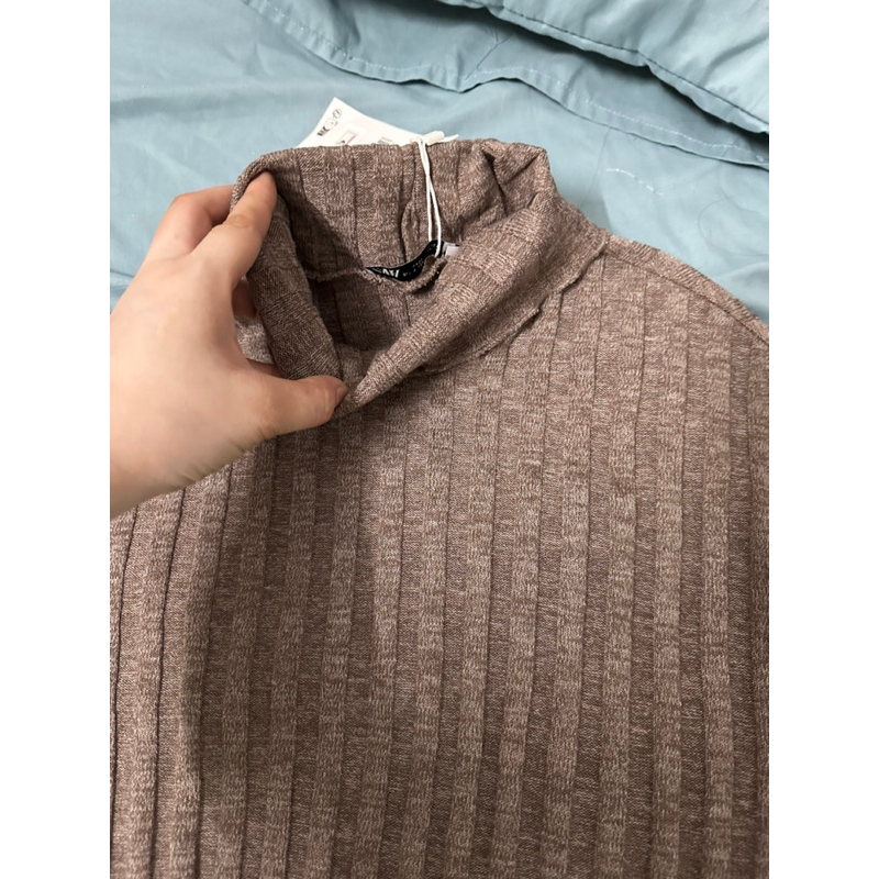 Áo Zara croptop sz M newtag
