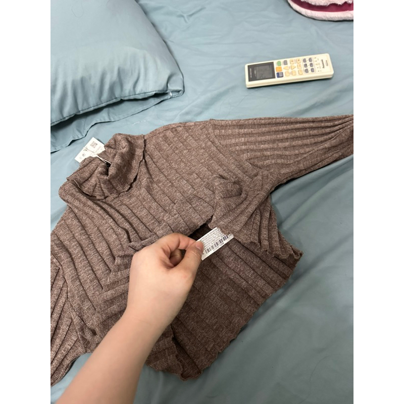 Áo Zara croptop sz M newtag