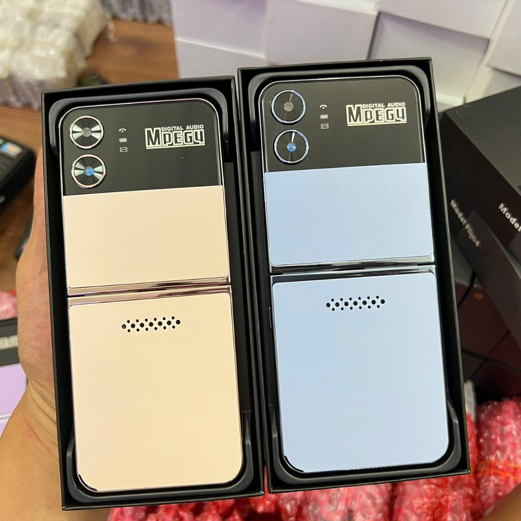 Điện Thoại 4 Sim Red Sun 4 Sóng Online Pin Khủng 18.800 mAh