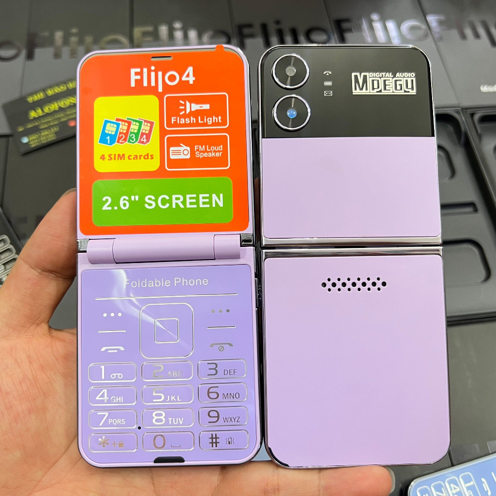 Điện Thoại 4 Sim Red Sun 4 Sóng Online Pin Khủng 18.800 mAh