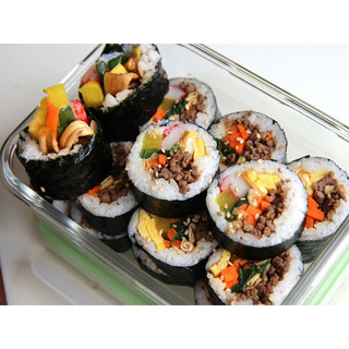 Mành tre cuộn cơm kimbap/ sushi