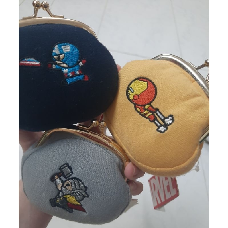 Ví bông đựng vật nhỏ Miniso x Marvel