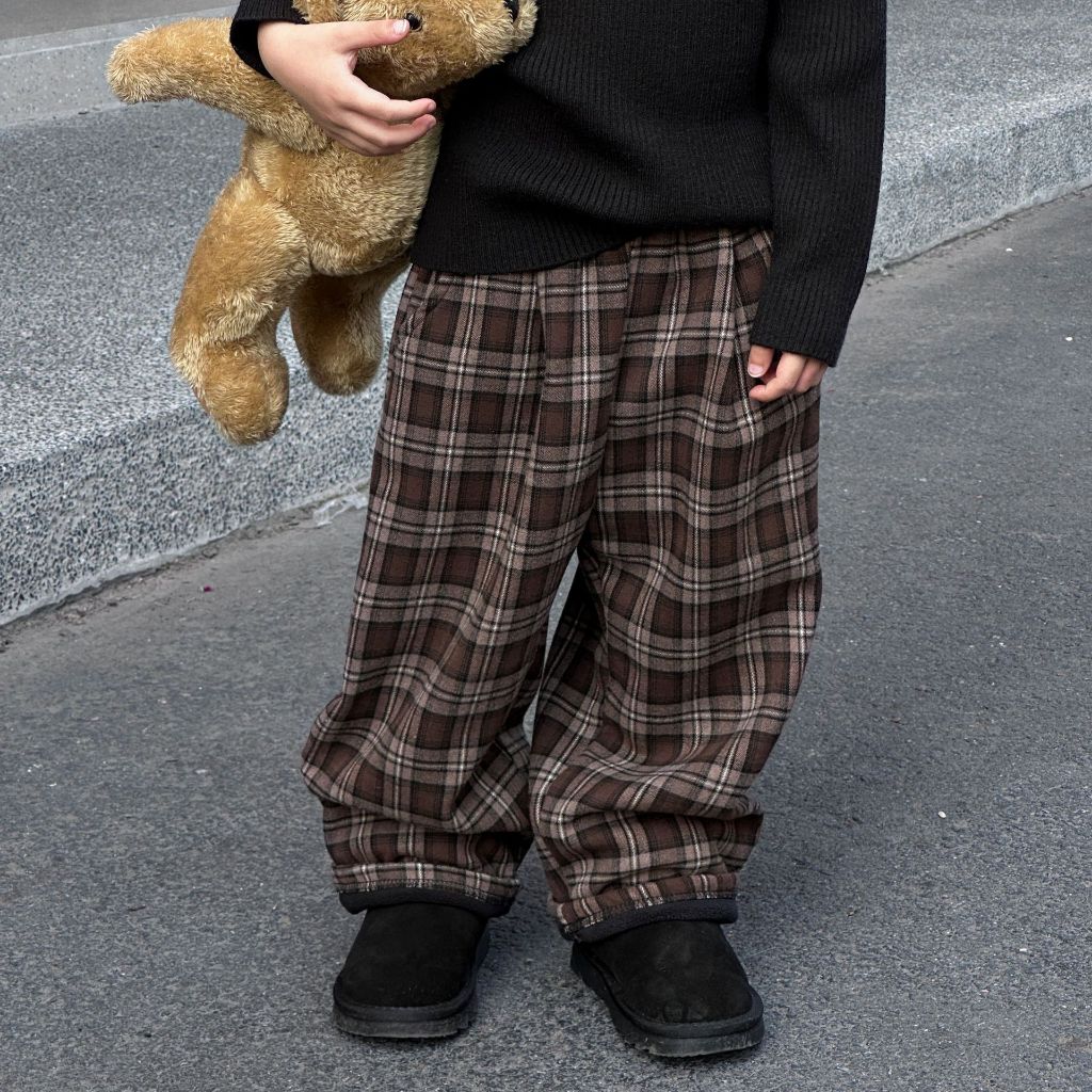 Quần nỉ bé trai lót lông caro nâu Q265 size 90-140, quần dài trẻ em thu đông cao cấp