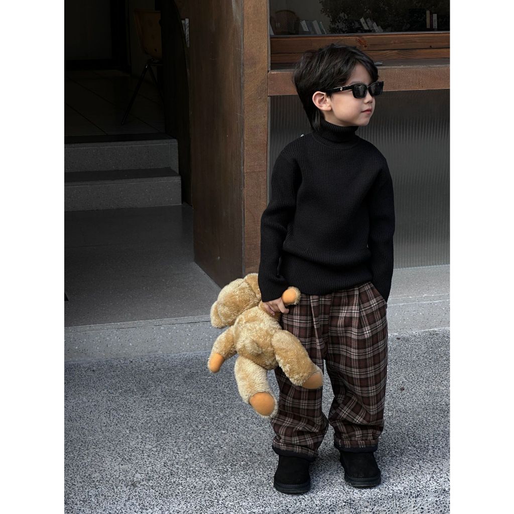 Quần nỉ bé trai lót lông caro nâu Q265 size 90-140, quần dài trẻ em thu đông cao cấp