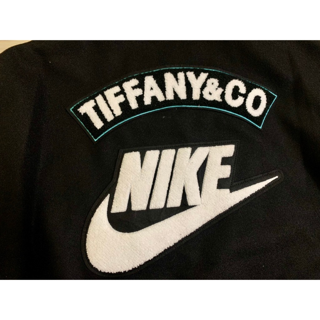 Áo khoác varsity Ni//ke x Tiffany&Co xanh đen - chất lượng cao