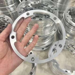 Thớt lòng exciter 150 155, đĩa trước 5 lỗ đủ size, dày 2li 3li 4li 5li 6li, dùng canh heo đĩa trước không cạ mâm, dể lắp