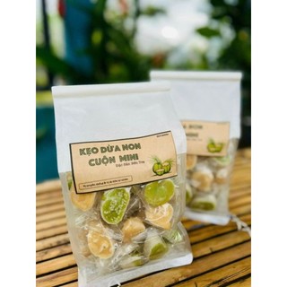 Túi 500g kẹo dừa non cuộn mini mix truyền thống và lá dứa