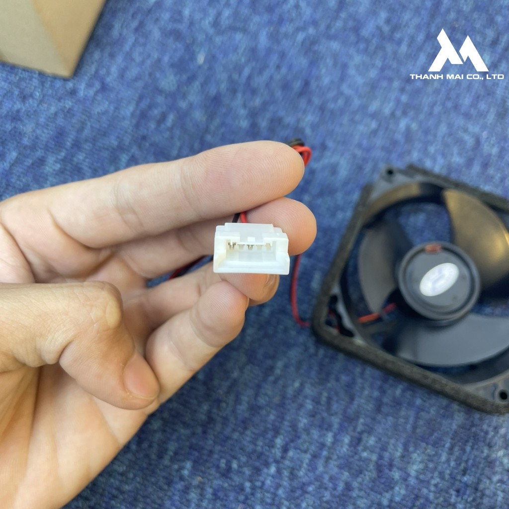 Quạt gió ngăn đông tủ lạnh Panasonic NR-BL300/ NR-BL340/ NR-TV301/ NR-TV34/ NR-TL351/ NR-TL381/ NR-TX461_ARBGFA10010