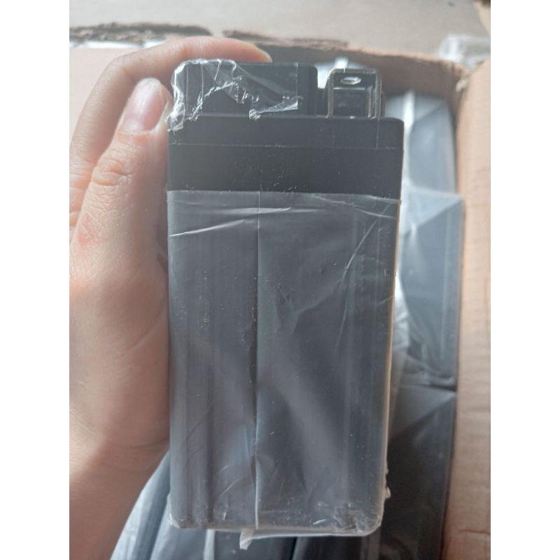 Vỏ ráp bình xe máy dream và sirius