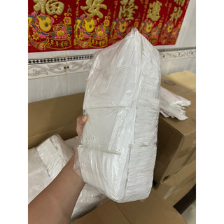 Thùng 1000c khăn lạnh chấm bi size 18x24