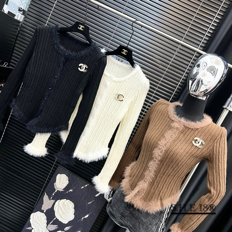 Áo len tăm viền lông kèm tag QC