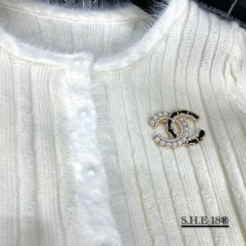 Áo len tăm viền lông kèm tag QC