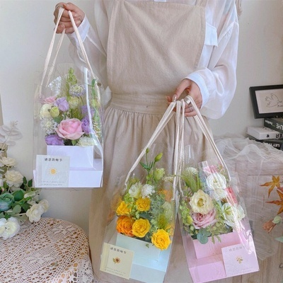 Túi Hộp Mica Cắm Hoa, Đựng Hoa Làm Quà Tặng Có Quai Xách