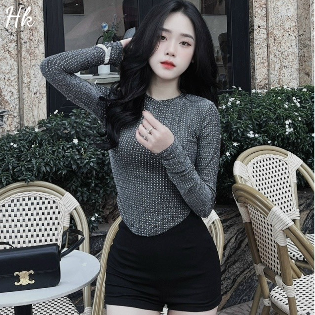 Áo Croptop Nữ Tay Dài , Áo Croptop Dài Tay Đính Đá Bling Bling Ôm Body Kiểu Dáng Vạt Bầu Sang Chảnh