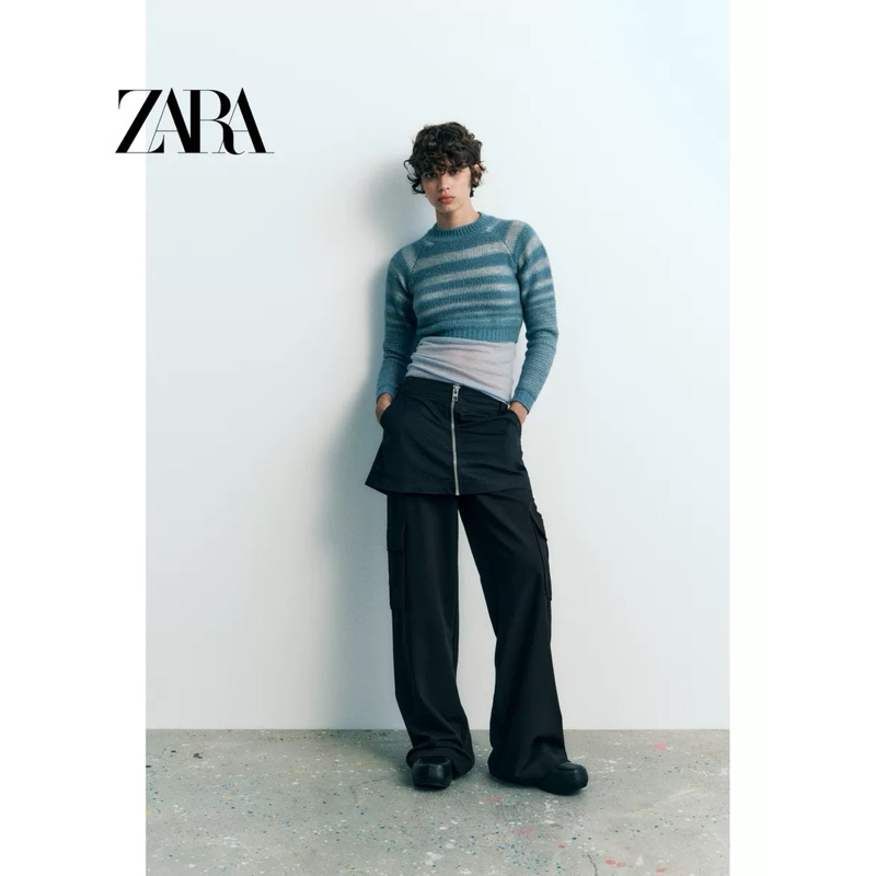 Áo Zara len sọc xanh và hồng croptop