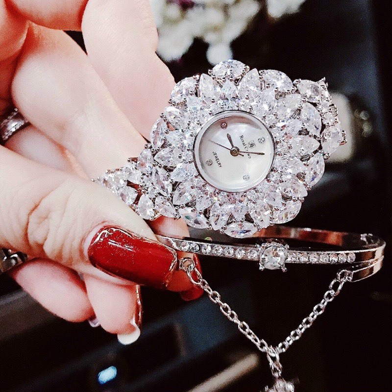 Đồng hồ nữ Royal Crown 2035 chính hãng mặt tròn chuẩn đá xoàn mỹ sáng lung linh