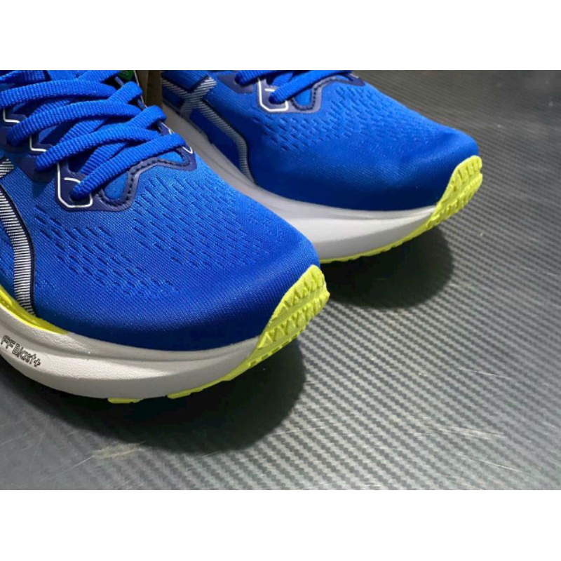 Giày Asics Gel Kayano 30 tặng kèm vớ