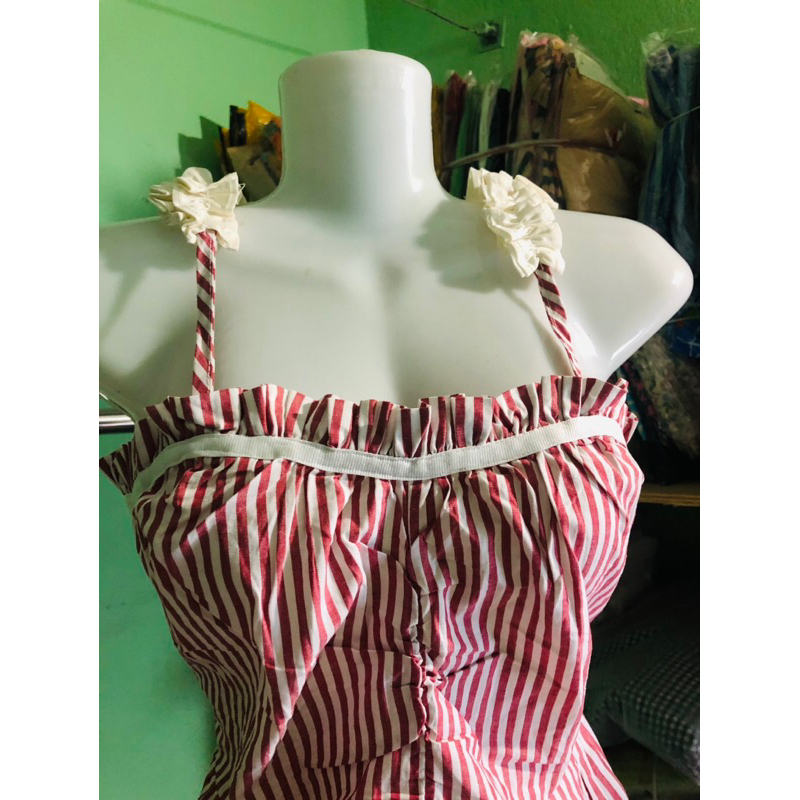 Pass áo dây  kiểu