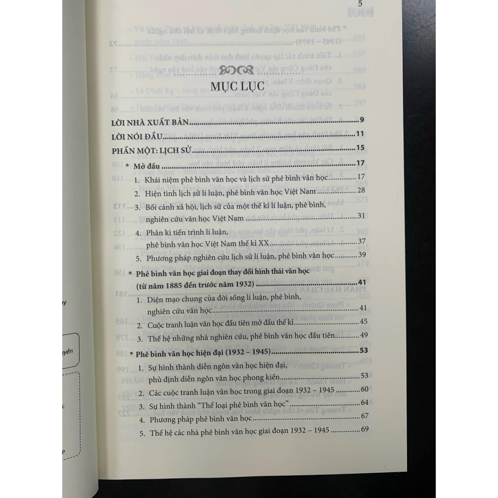 Sách - Phê bình văn học Việt Nam hiện đại - Lịch sử và chân dung