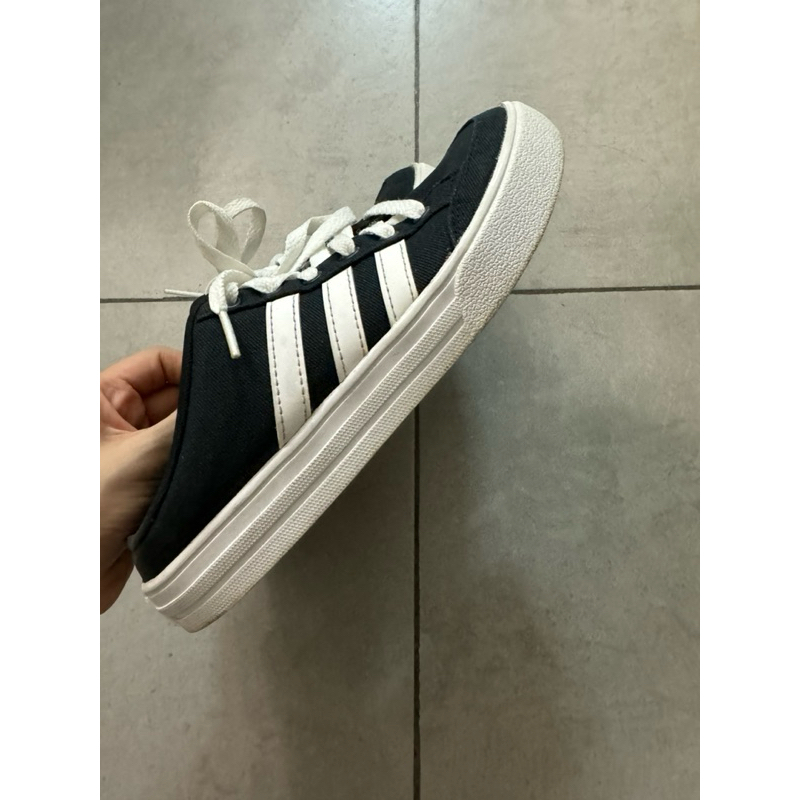 Thanh lý giay lười thể thao ADIDAS sz 37