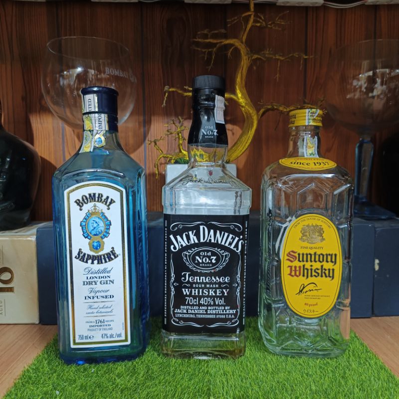 Combo 3 vỏ chai rượu ngoại Chivas, Hennessy, Hibiki,...700ml Decor hàng đẹp chính hãng Xuất xứ Scotland decor siêu đẹp