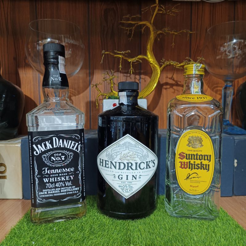 Combo 3 vỏ chai rượu ngoại Chivas, Hennessy, Hibiki,...700ml Decor hàng đẹp chính hãng Xuất xứ Scotland decor siêu đẹp