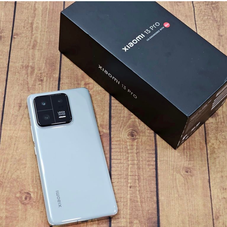 Điện thoại Xiaomi 13 Pro Ram 8/256gb